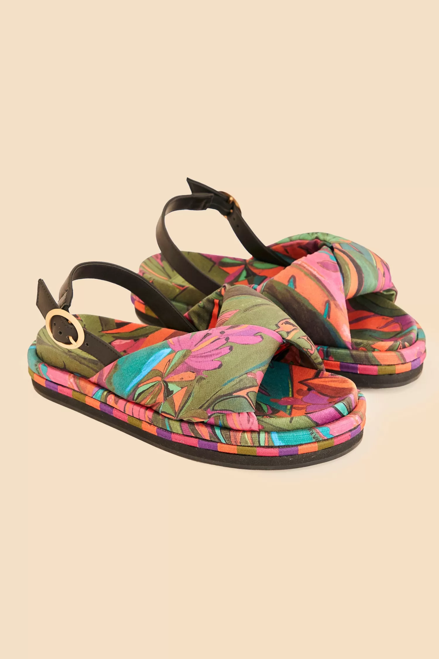 FARM Rio Sandals^ BANANA LEAVES PUFFY FLAT SANDAL