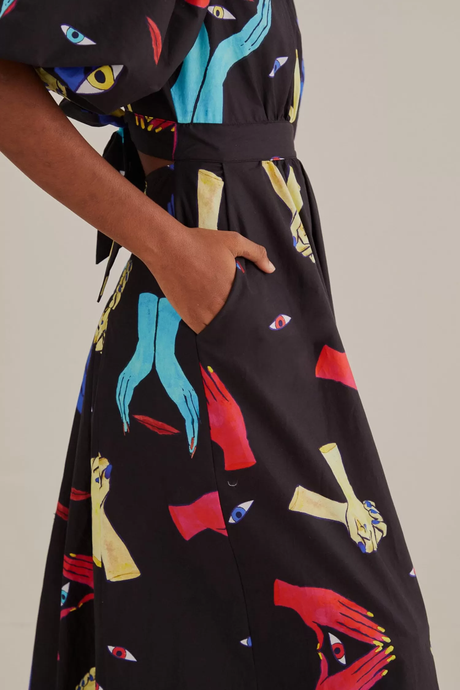 FARM Rio Midi Dresses^ BLACK COLORFUL TOGETHER SHORT SLEEVE MIDI DRESS