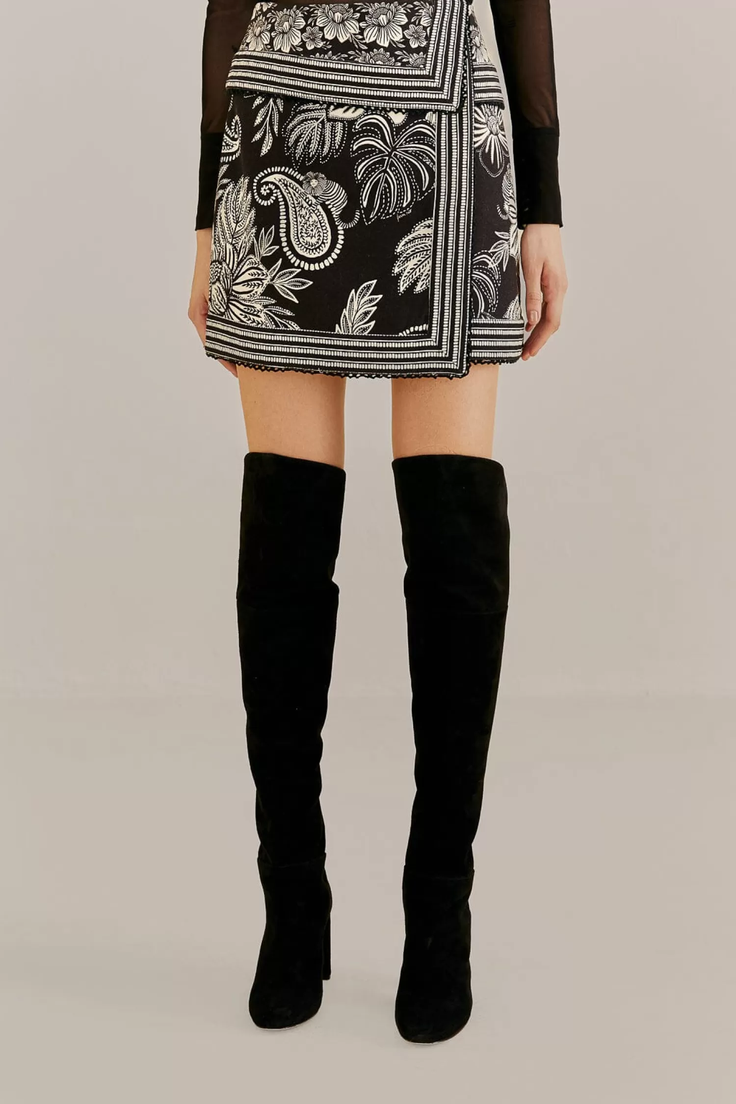 FARM Rio Skirts^ BLACK PAISLEY BLOOM MINI SKIRT