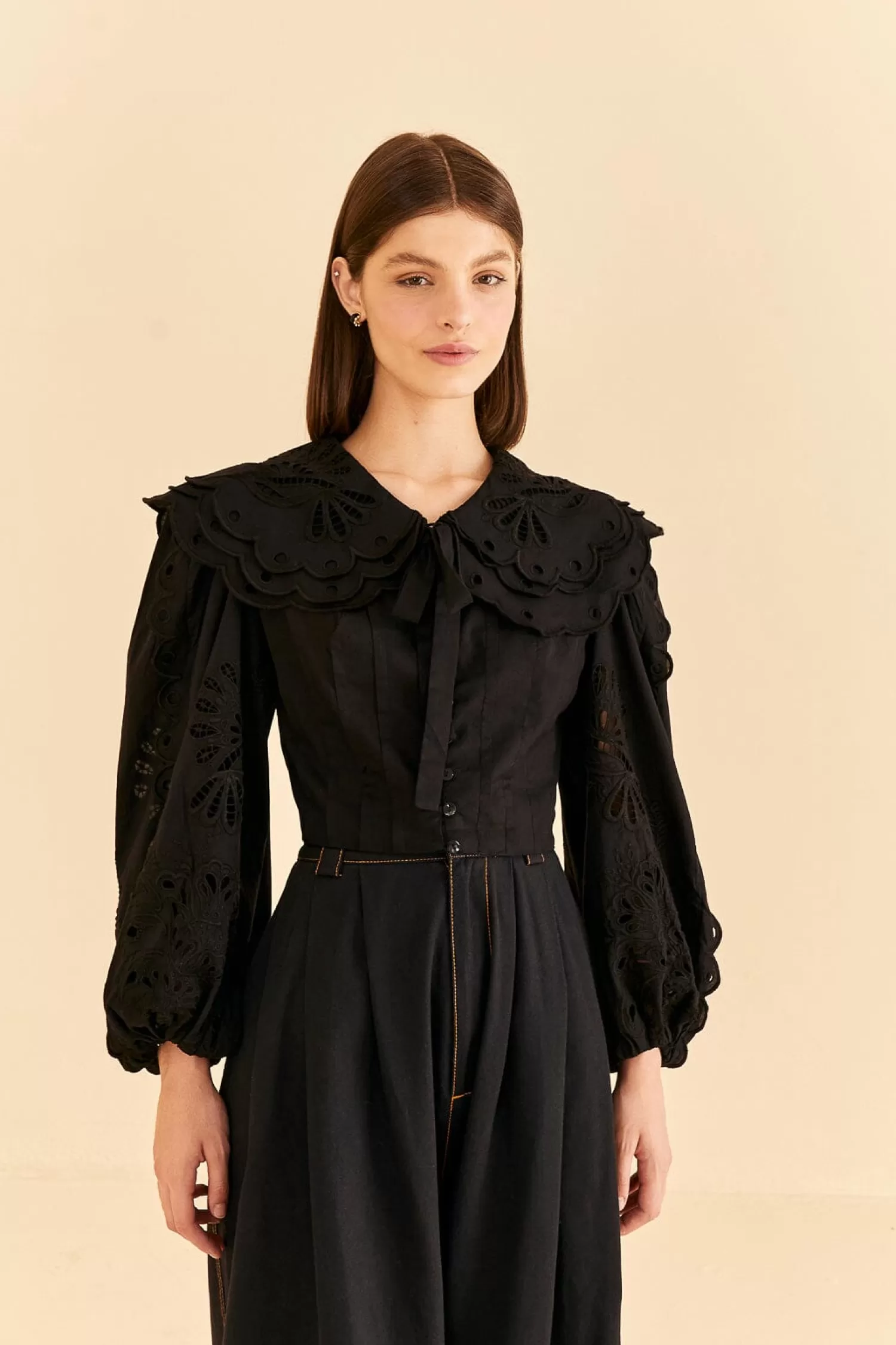 FARM Rio Blouses^ BLACK RICHELIEU BIG COLLAR BLOUSE