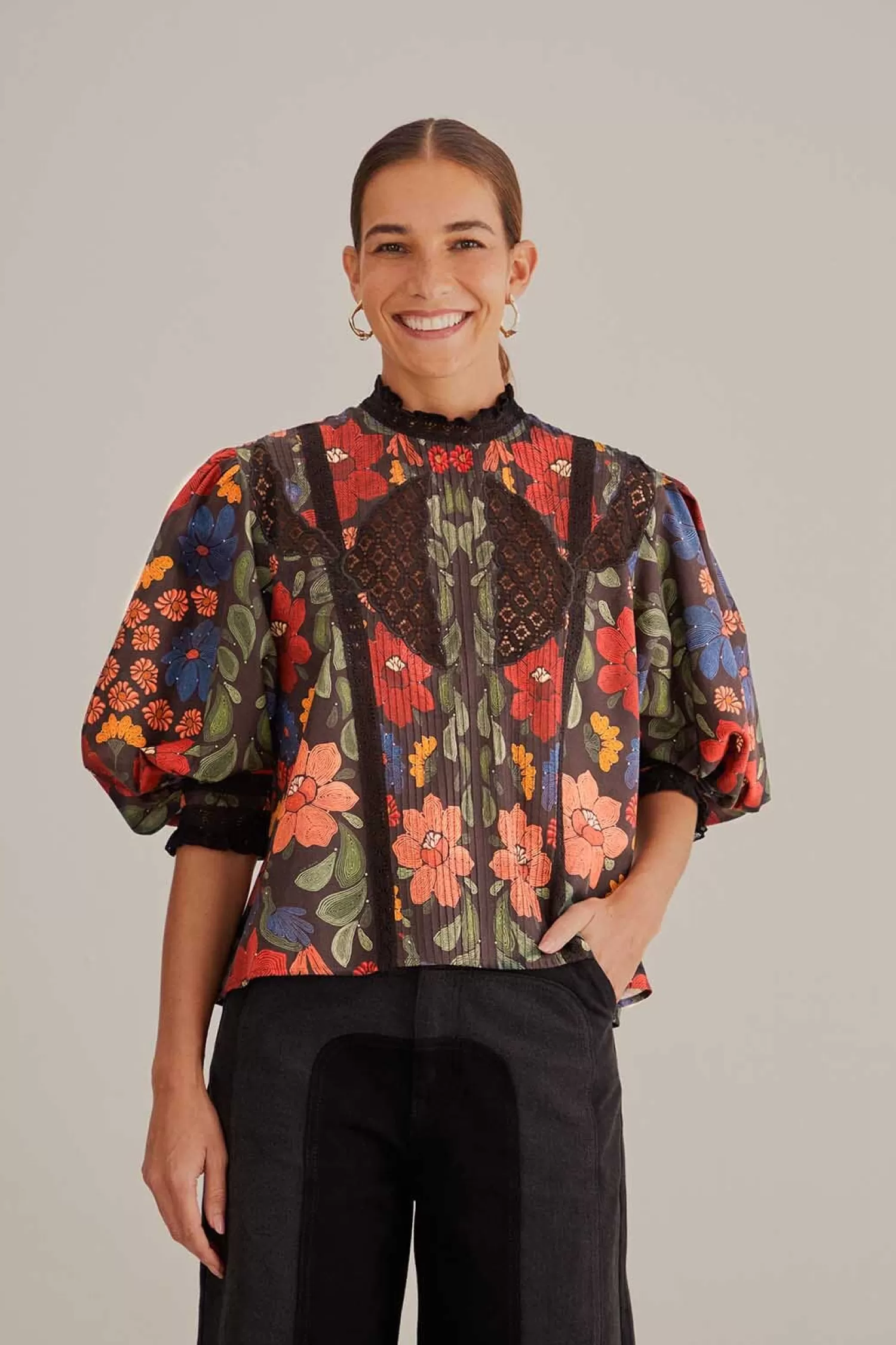 FARM Rio Blouses^ BLACK STITCHED FLOWERS SHORT SLEEVE BLOUSE