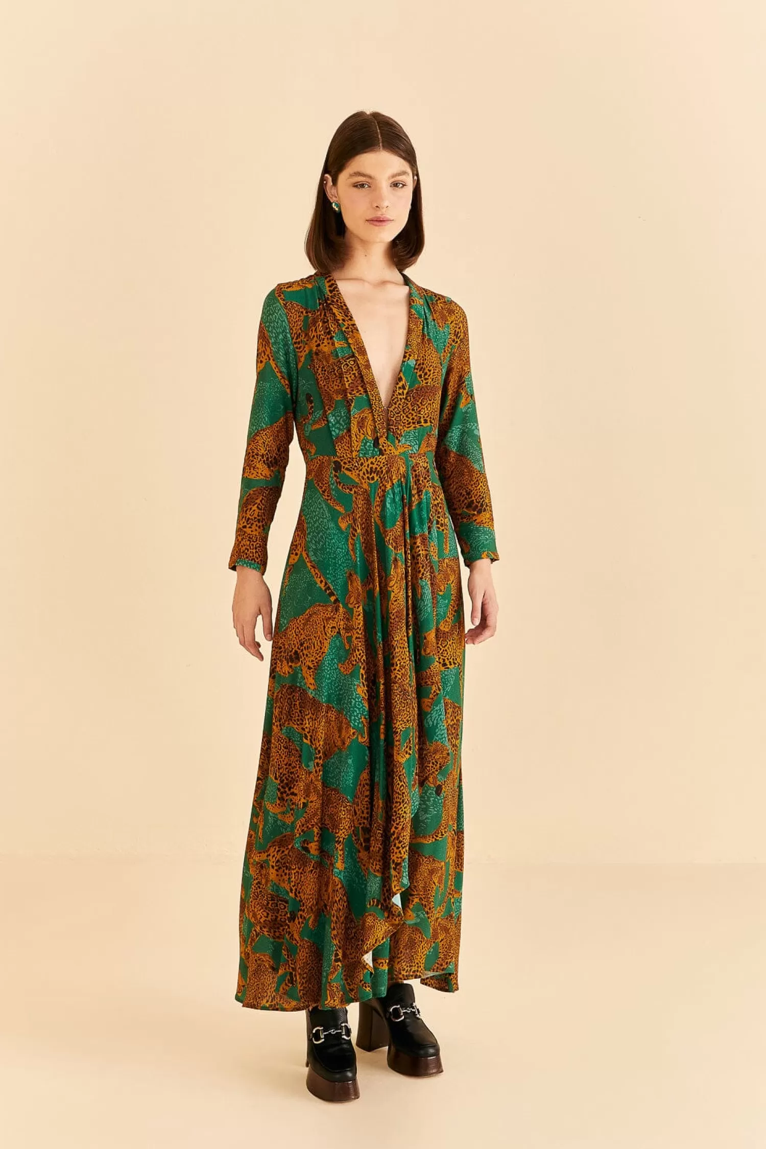 FARM Rio Maxi Dresses^ GREEN ARTSY LEOPARDS LONG SLEEVE MAXI DRESS