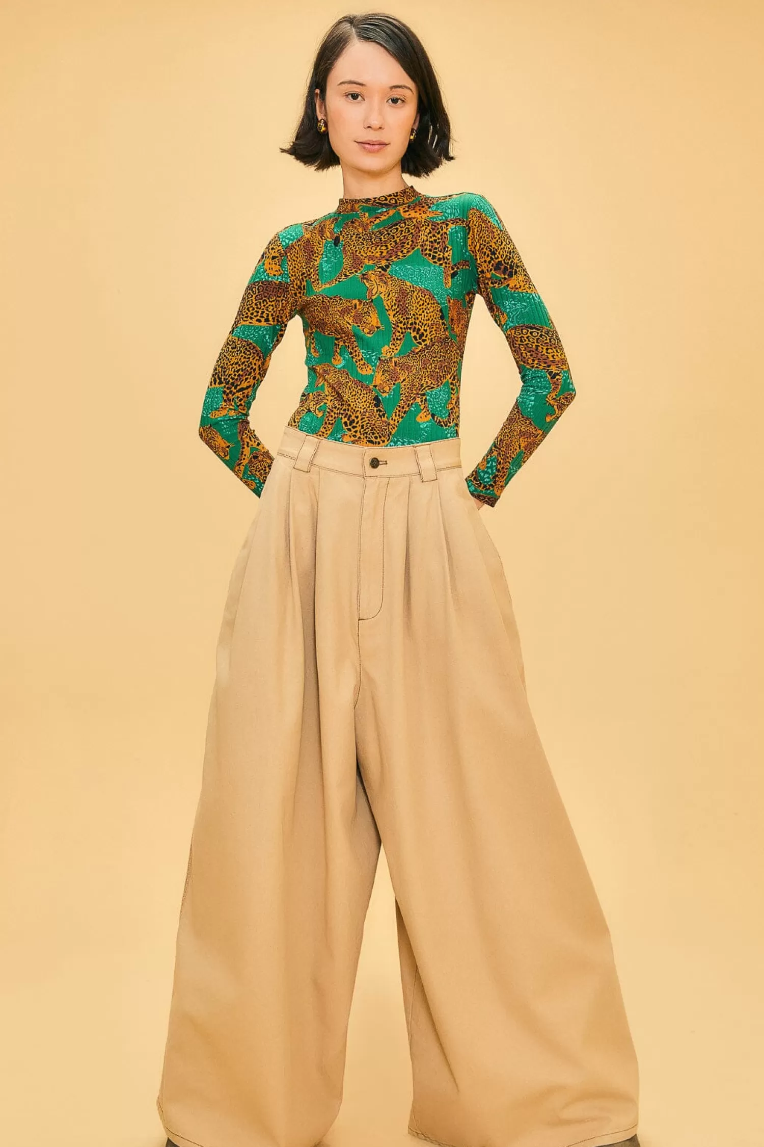 FARM Rio Pants^ KHAKI LOW WAISTED PLEATED PANTS