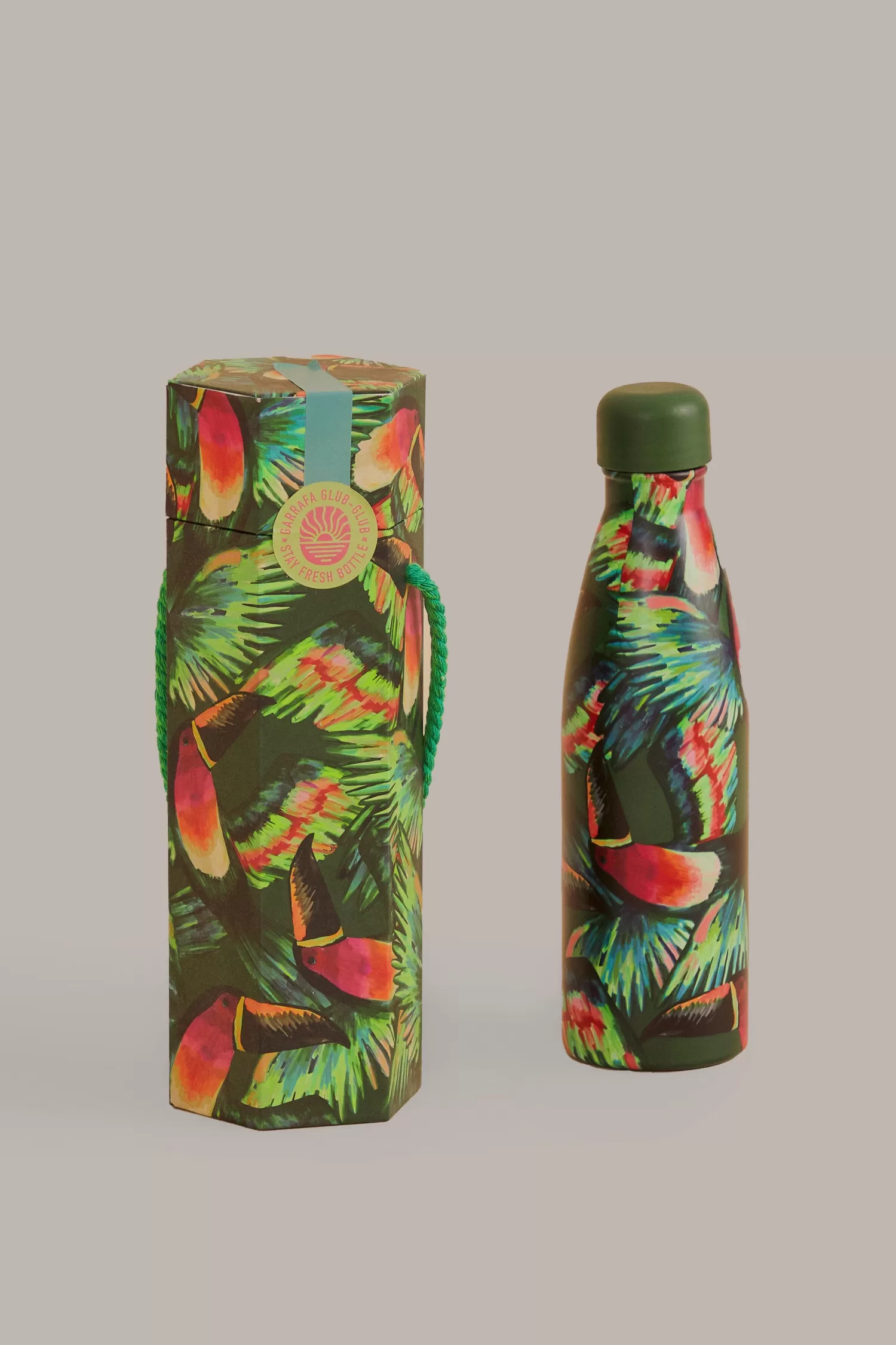 FARM Rio Gifts^ PAINTED TOUCANS STAY FRESH BOTTLE